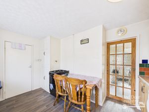 Kitchen/Dining Room- click for photo gallery